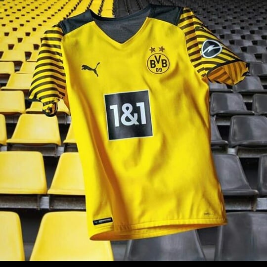 casadofoot's tweet photo. #pumafootbol lança o novo  manto do #borrusiadortmund https://t.co/0leejbP3lQ