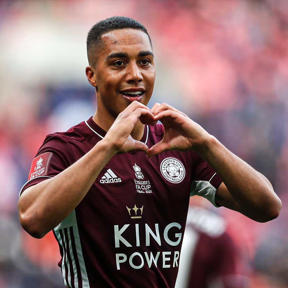 Every Premier League club’s biggest Free Transfer Exit-sportzpoint.com