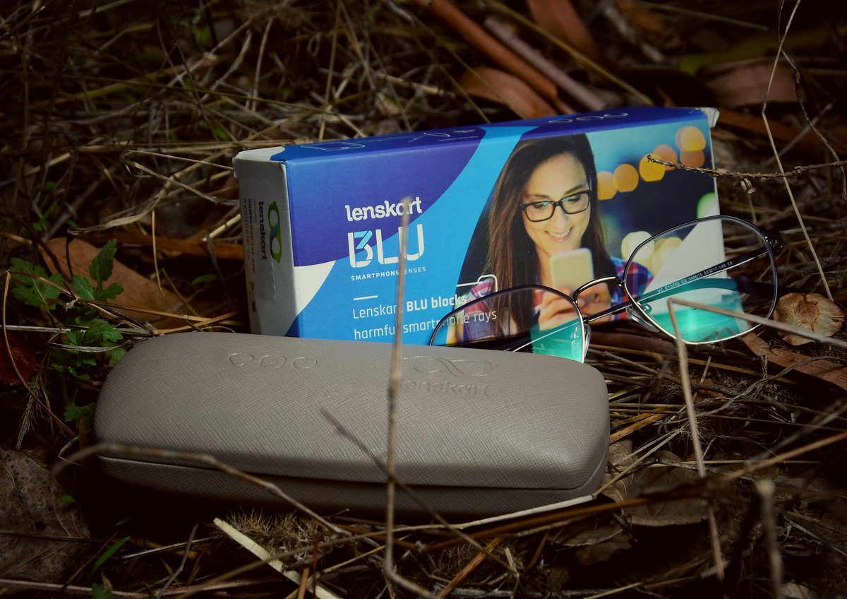 AyushSi18933936's tweet photo. Vincent chase
BLUE Block Phone & Computer Glasses
Gunmetal Black Full Frame Hexagonal
You Can Also Buy Sunglasses Online On @Lenskart_com
149265
Thanks To Lenskart For Delivery In Lockdown .
#lenskart #vincentchase #blueeyes #computerglass
Insta @Official_ayushsinghal https://t.co/fwB1ow81LE