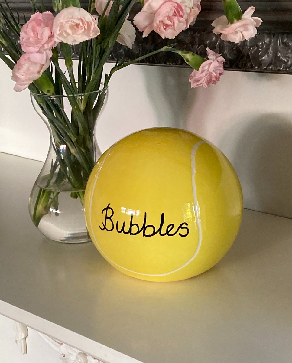_PetsRemembered's tweet photo. We recently had the pleasure of crafting this beautiful urn in memory of a wonderfully cheeky dog.

You can find more about our Tennis Ball urn as well as our other memorials at: https://t.co/ATydL00OB8

 #PetMemorial #PetUrn #DogUrn #MadeInBritain #Pet #DogMemorial #TennisBall https://t.co/kXFdcSE3Z1
