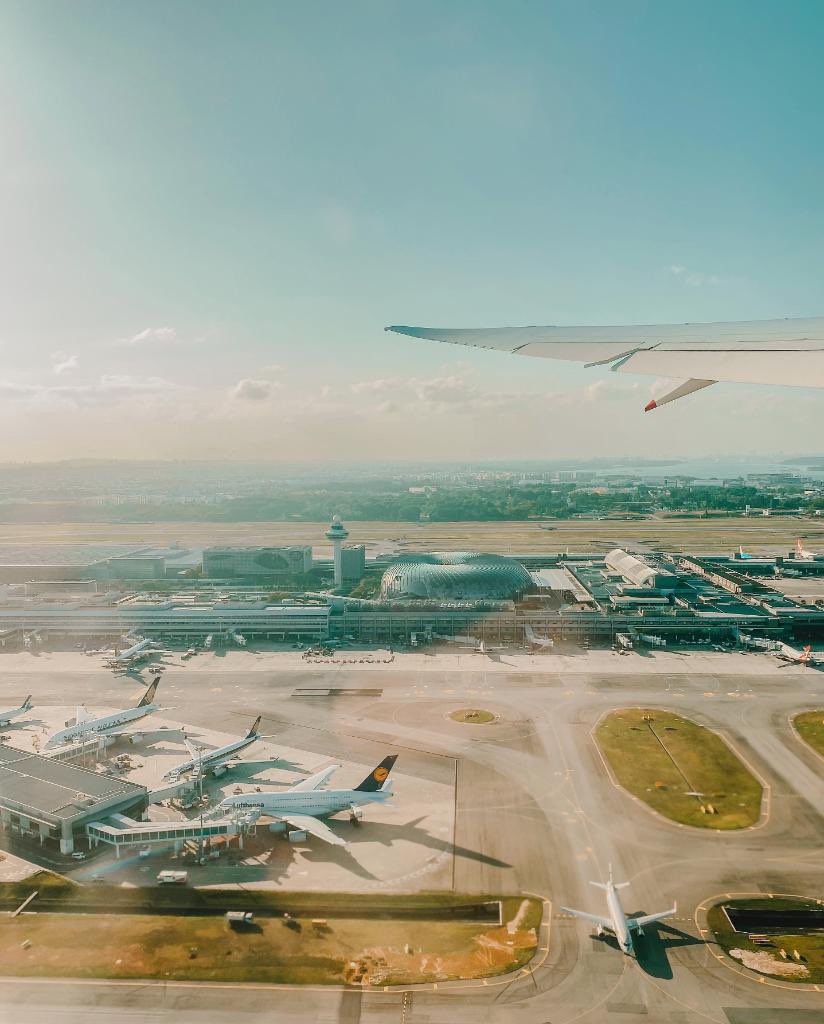 @ChangiAirport passenger terminals as well as Jewel ‘ll remain closed to the public’til the end of the Phase 2 
#HeightenedAlert while all arrivals from 'very high-risk' countries & regions will undergo additional #COVID19 testing.
CAAS CAG May 21st release⚠️🇸🇬