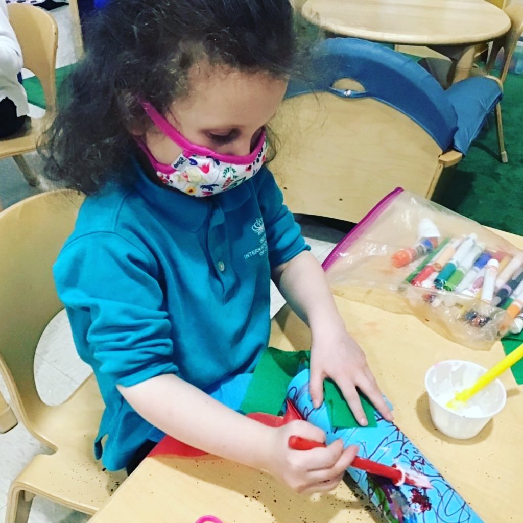 BISCLincolnPark's tweet image. #AAPI activities took flight this week! @BISCLPNursery explored different techniques to create unique celebratory carp kites, while learning how people in Japan hang them in their houses for courage and strength. 🪁💫
#NordAngliaEducation @NAEducation @PrincipalPearce