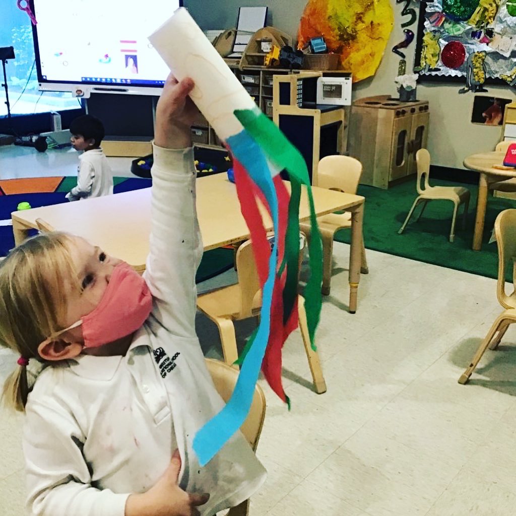 BISCLincolnPark's tweet image. #AAPI activities took flight this week! @BISCLPNursery explored different techniques to create unique celebratory carp kites, while learning how people in Japan hang them in their houses for courage and strength. 🪁💫
#NordAngliaEducation @NAEducation @PrincipalPearce