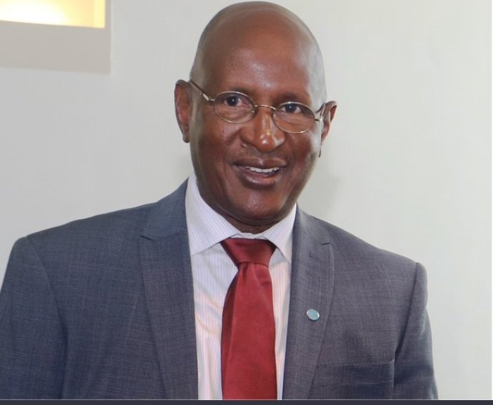 Amadouallahoury's tweet photo. Mes remerciements au President Mohamed #Bazoum qui vient de me faire l’honneur de me nommer conseiller spécial du President de la Republique responsable de la cellule agriculture et élevage. Je ferai de mon mieux pour meriter cet honneur. https://t.co/1WNk02qR1R