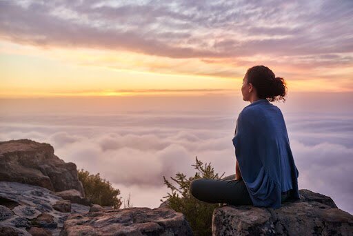 PamperCompany's tweet photo. It’s #WorldMeditationDay You should sit in meditation for 20 minutes a day, unless you’re too busy, then you should sit for an hour ❤️ Treat your staff to #meditationatwork &amp; receive 10% off by quoting WMD #wellness #healthy #massage #officemassage #thepampercompany #mindfulness https://t.co/WvdZXrl7hD