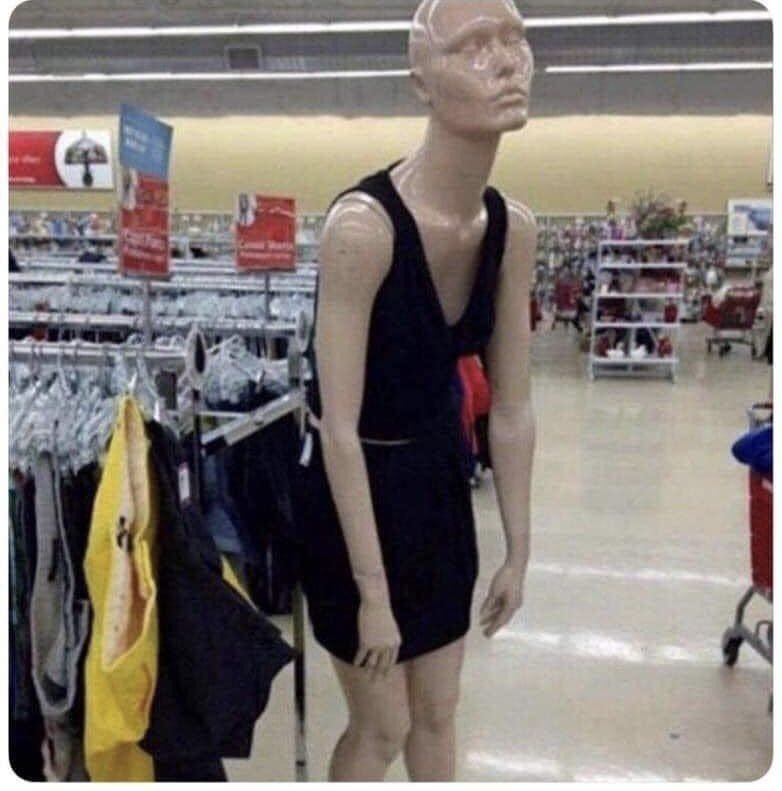 daibach23's tweet image. Hey they’ve got mannequins for  teenagers now 😁👍