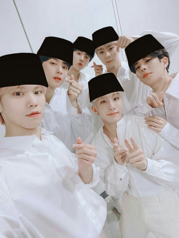 melifluouss8's tweet photo. JADI SAUDARA2 SEKALIAN
INI ADALAH CALON2 KADIDAT KITA
#PemiluAroha2021
#ASTRO #AROHA #STMJ #BPJS #WAKACHAW #NASDEM #PELINTIR #PKS #PemiluAroha2021 https://t.co/0tS28cbDOG