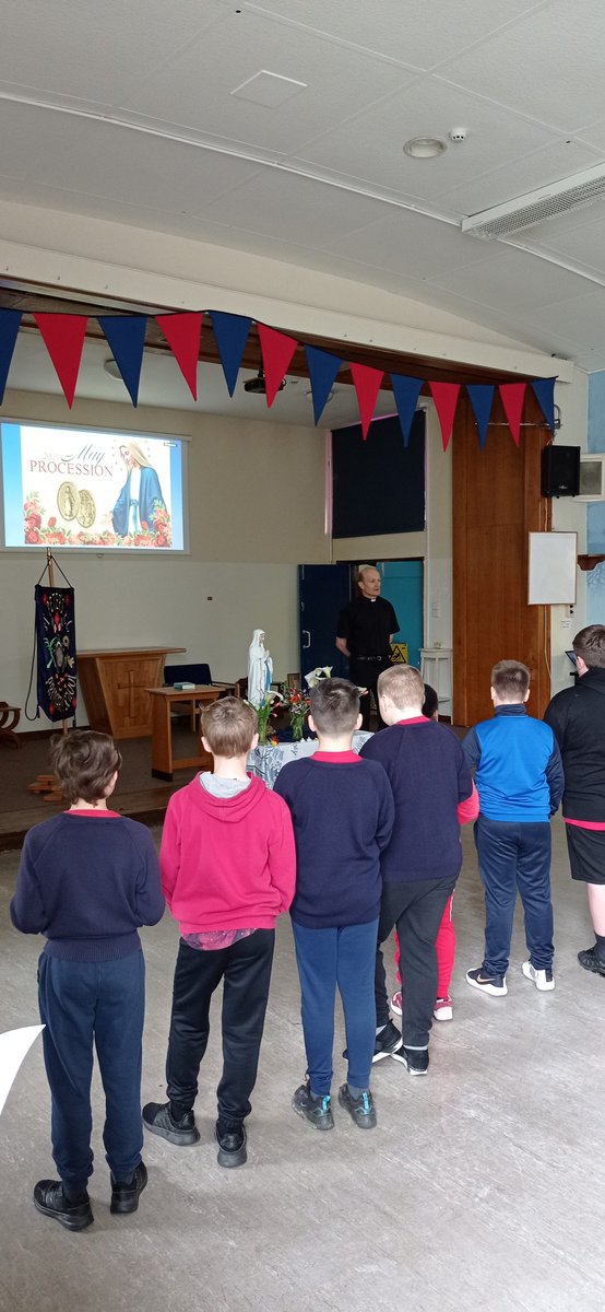 Today we celebrated Mary at our May Procession. #teamstpeters
#Fridayworship