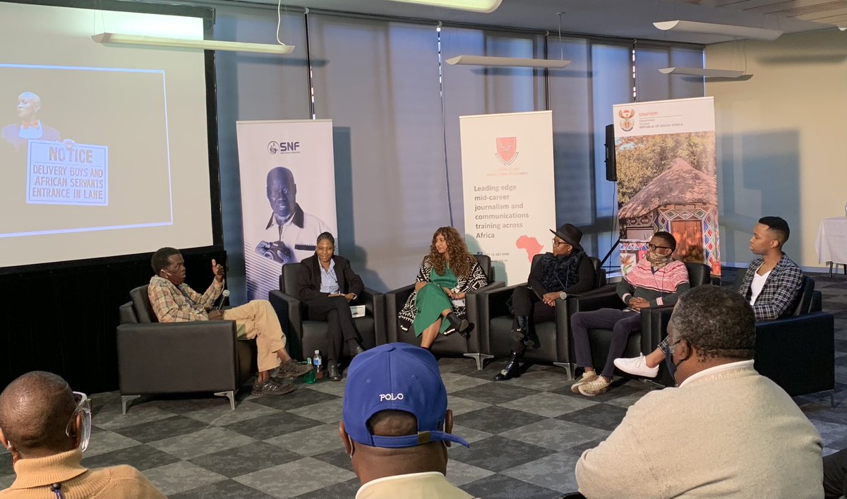 DarrenTOlivier's tweet photo. Fascinating account of the day of June 16th 1976 from Thomas Khosa who delivered the Hector Pieterson photo to the media. #samnzima #photojournalism https://t.co/K9QRWfthWs
