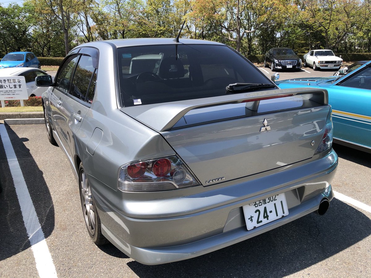 Dean_NismoZ33's tweet photo. Mitsubishi Lancer EVO GT-A, they call it the classier, automatic version of the Lancer EVO, pretty rare car.  #Japan #JDM #mitsubishi #lancerevo #evo7 #evogta #autoevo #rarecar https://t.co/SX9VTmoNJ1