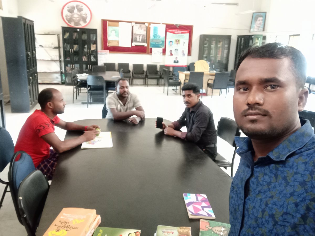 SdSumat's tweet image. I will always remember these times. This time to give gifts:
May you always be good with your family.
Thanks for #Manik😘😘😘
Place: রফিক নগর