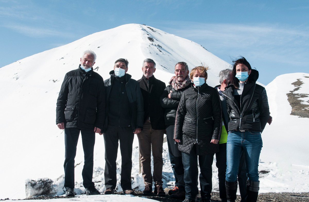 FabronColette's tweet photo. Ouverture ce matin de la route de la Bonette ( la plus haute d’Europe) par les élus des vallées de la Tinée et de l’Ubaye. https://t.co/IvuqelDScF