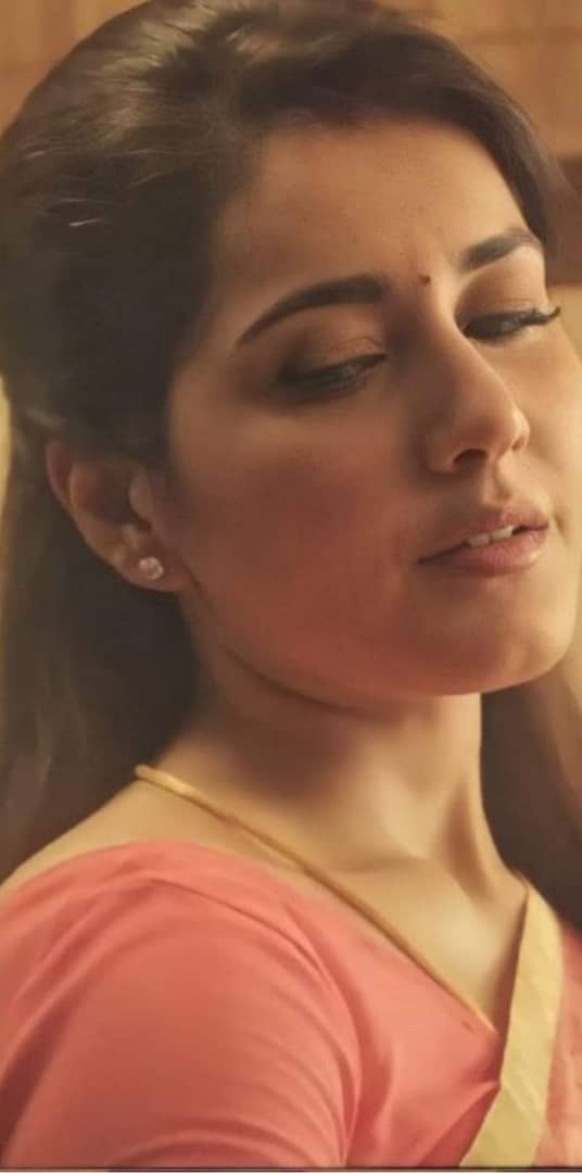 Witcher67905237's tweet photo. Raashiii 
Soft ga deal chestane ninnu lanja
Milkyy body face lips 
Expression💦💦💦 
kukka dengudu dengochu sukham ga https://t.co/LMZ9FBzhh2