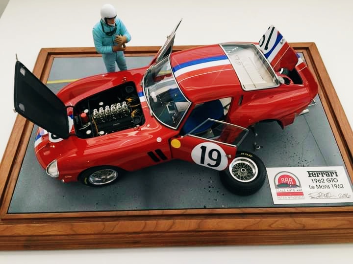 Now this is what I call art! ♥️♥️ 1:18 scale #ferrari250gto 3705GT 1962 #lemans class winner #amalgamcollections #ferrariart #Ferrari #FerrariFriday @Ferrari @ScuderiaFerrari @FerrariRaces @FerrariUSA