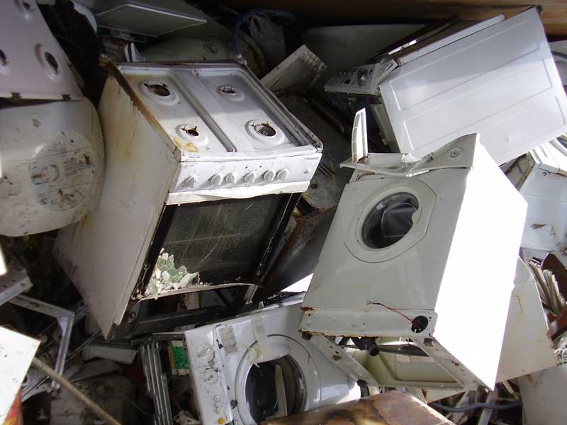 AliaServizi's tweet image. Dove conferire i #rifiuti ingombranti? .. ma anche sfalci e potature e tutti quei rifiuti che non possono essere raccolti con PAP oppure alle postazioni stradali? Potete consegnare i materiali agli #Ecocentri di @AliaServizi! aliaserviziambientali.it