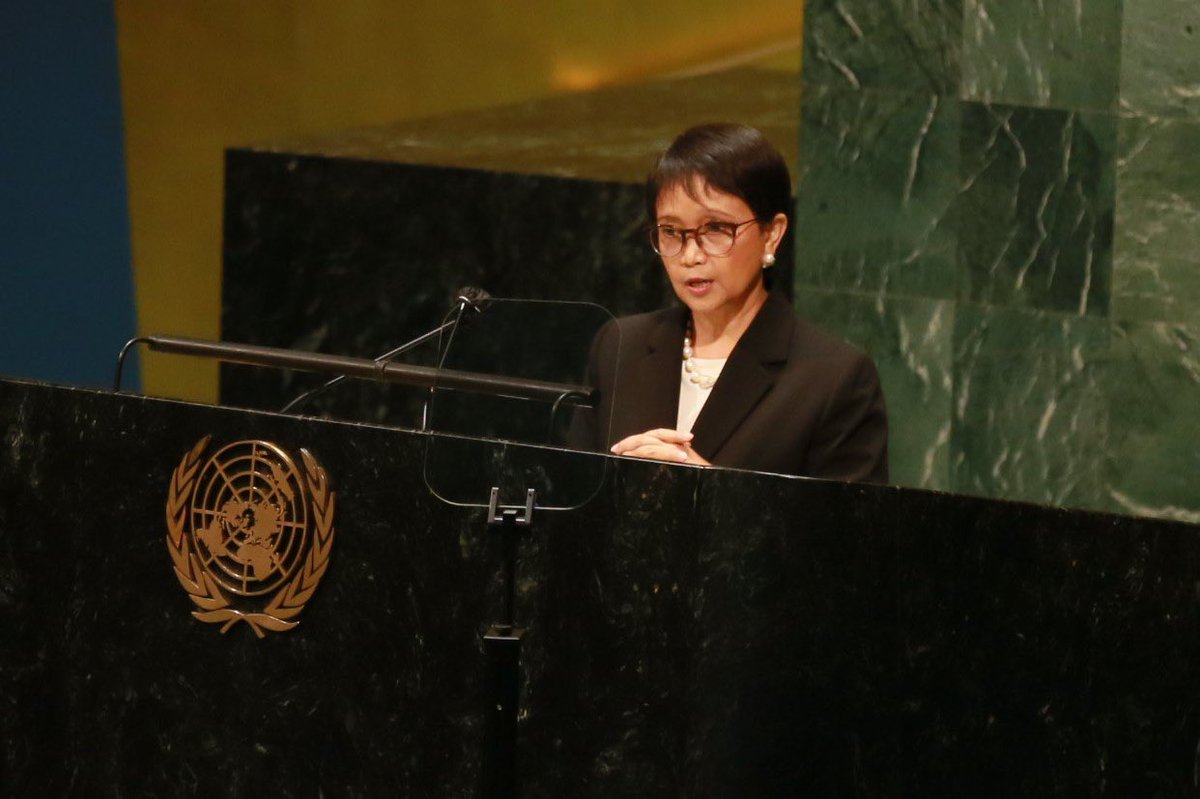 Menlu_RI's tweet photo. The UN has to act now – Ret

At the GA Debate on Palestine (20/05), I underlined 3 actions for #UNGA:
Stop the violence and push for immediate ceasefire
Ensure humanitarian access and protection of civilians
Pursue credible multilateral negotiation https://t.co/xalaeIOUnp