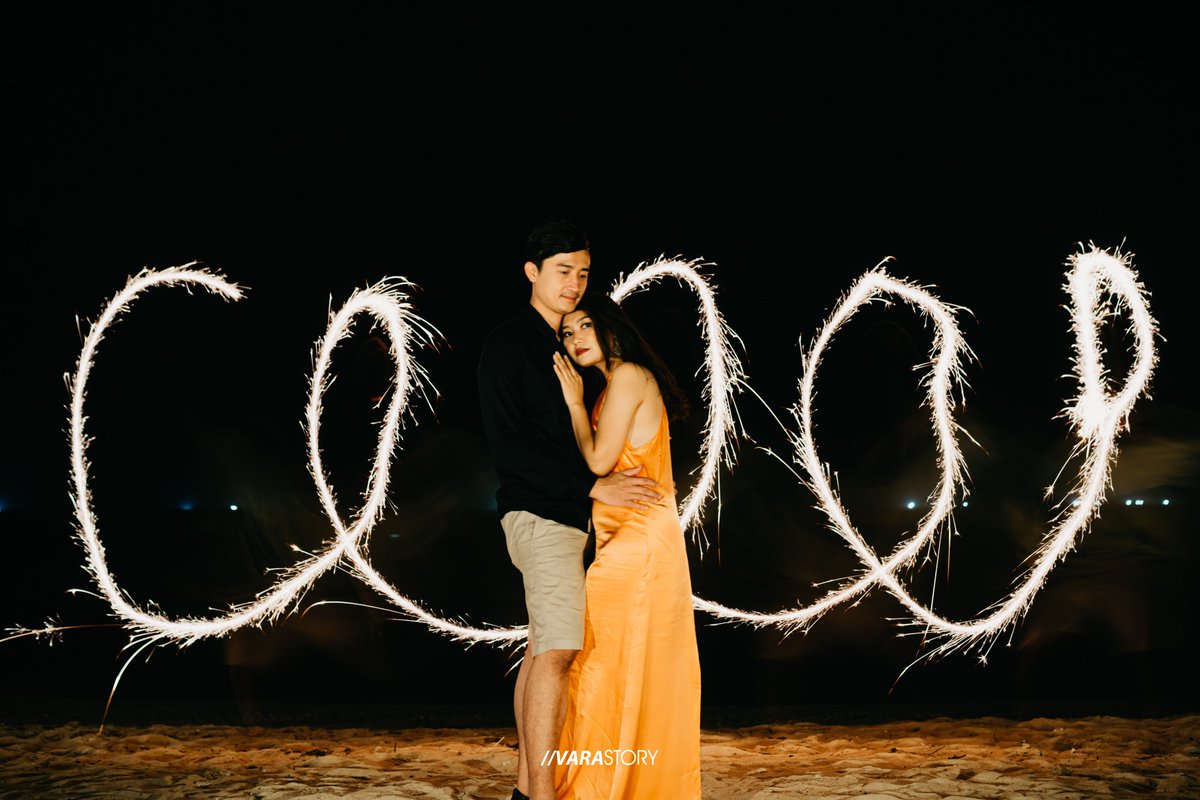 V ꓥ R ꓥ • S T O R Y tweet media