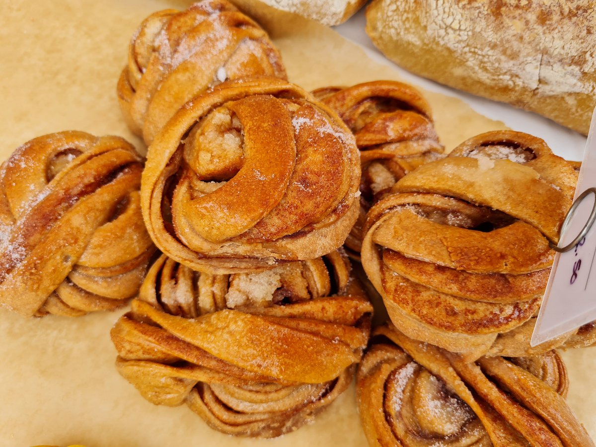 We are looking forward to the return of our weekly Fine Food Market tomorrow on the <a href="/DOYSQ/">Duke of York Square</a>'s Green from 10am-4pm. Find out who's attending here: partridges.co.uk/foodmarket