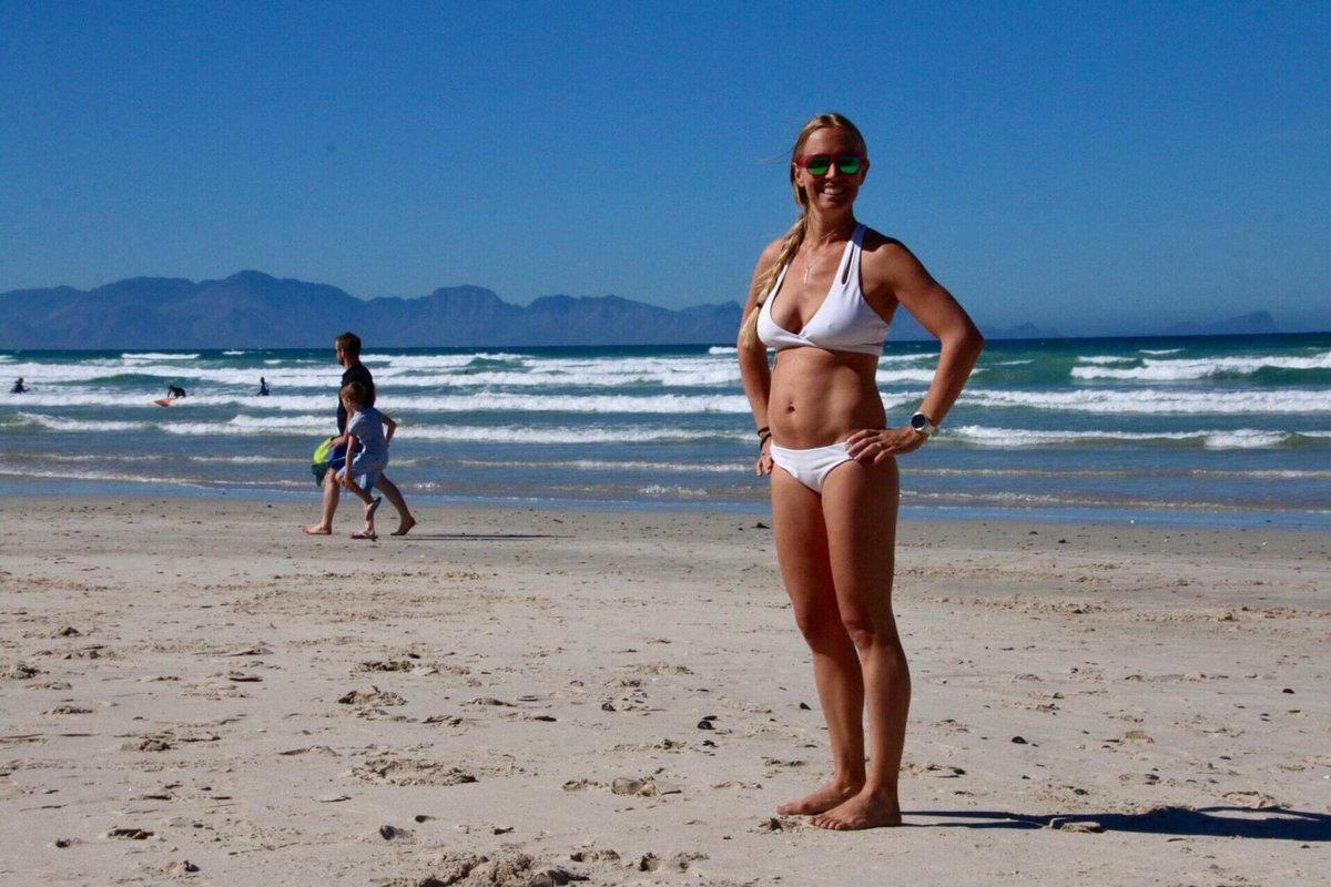 Blog: why the most damaging relationship I have is with my own body (and how I’m changing that for good). 
wholisticjoywellness.com/why-the-most-d…

#weightloss #MentalHealthMonth  #MentalHealthAwarenessMonth #bodypositivity #FridayFitness #healthylifestyle #body #Happiness <a href="/taravandam/">Tara Van Dam</a>