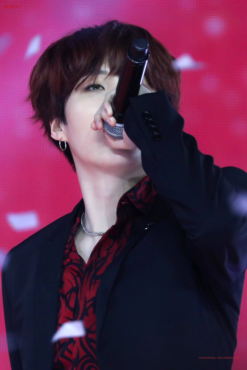 yoonhips's tweet photo. FIVE

I vote @BTS_twt for #BBMAsTopSocial https://t.co/w5AjuExhu0