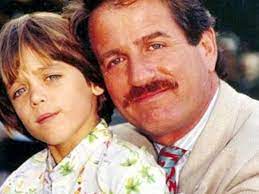 RetroArgento's tweet photo. #Hoy desde las 15hs hay columna #Retro de @RetroArgento y @LuchoOsorio82 en @EscalandoRadio por @RadioUnla . Esta #tarde recordamos la #telecomedia "Regalo del cielo". Todos y todas invitados. FM 92.1 https://t.co/6ACS0nEVh7 @canal9oficial https://t.co/oydF2pDgBZ