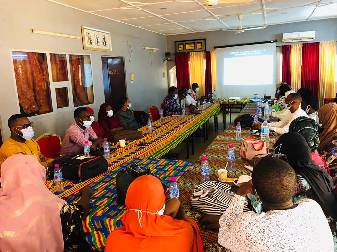 Réseau JASRPF Niger (@rjasrpfniger) on Twitter photo Aujourd'hui vendredi 21 mai 2021, la Direction de la Planification Familiale du Ministère de la santé publique #DPF accompagné par l'équipe #HP+ ont rencontré le RJA SRPF Niger et les structures membres du réseau dans le cadre de l'élaboration du #PANB PF.
<a href="/CoalitionAu/">Coalition pour la Planification Familiale au Niger</a>
<a href="/POuagaPF/">Partenariat de Ouaga</a> Aujourd'hui vendredi 21 mai 2021, la Direction de la Planification Familiale du Ministère de la santé publique #DPF accompagné par l'équipe #HP+ ont rencontré le RJA SRPF Niger et les structures membres du réseau dans le cadre de l'élaboration du #PANB PF.
<a href="/CoalitionAu/">Coalition pour la Planification Familiale au Niger</a>
<a href="/POuagaPF/">Partenariat de Ouaga</a>