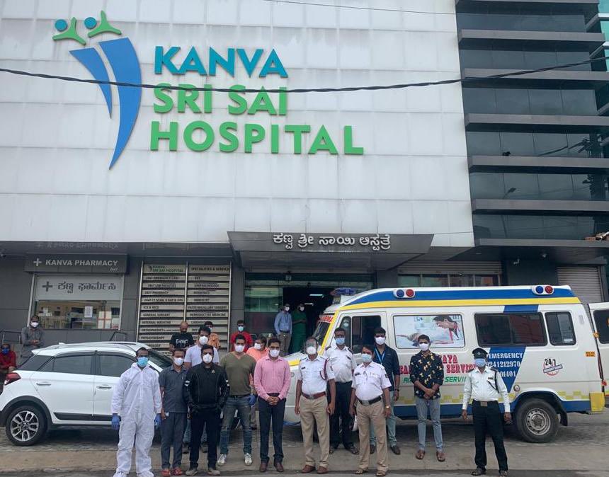 <a href="/BlrCityPolice/">ಬೆಂಗಳೂರು ನಗರ ಪೊಲೀಸ್‌ BengaluruCityPolice</a> <a href="/CPBlr/">CP Bengaluru ಪೊಲೀಸ್ ಆಯುಕ್ತ ಬೆಂಗಳೂರು</a> at its best ,oxygen emergency SoS was responded by our team <a href="/SonuSood/">sonu sood</a> <a href="/Ajaypratap777/">Ajay Pratap Singh</a> SWAG ERT, <a href="/BikesSwag/">SWAG BIKES</a>,thanks to @deepolice12 BhaskarRao for facilitating refills,Hats off to DCP <a href="/isha_pant/">Isha Panton</a> Mam for creating a green corridor with JC traffic Ravikante Gowda.