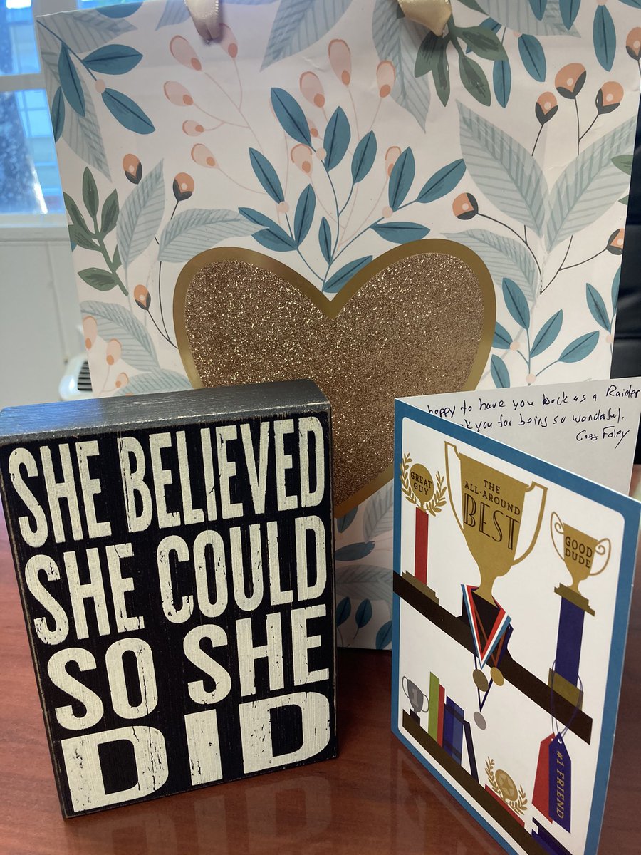 S_Bevel's tweet photo. Thank you to @bayside6campus Health & PE Dept! I absolutely adore this group of teachers. They give me life everyday💕 I do not know how I got this lucky☺️❤️🤗 #educationalbossesweek #luckiestprincipal @vbschools #vbschools https://t.co/TN3N5zJHVB