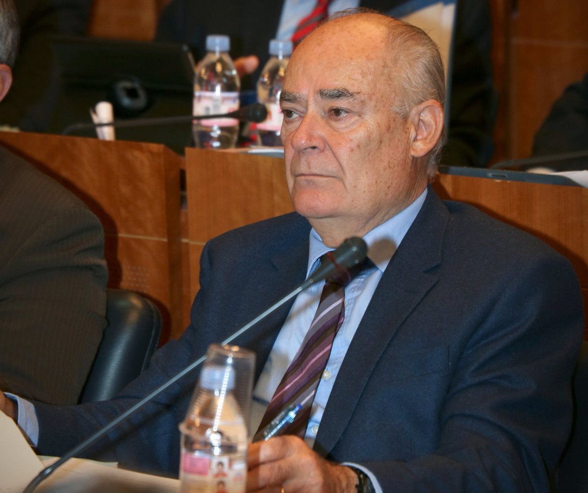 Departement Du Rhone Hommage Ce Jeudi Un Avion De Tourisme S Est Ecrase Dans La Commune De Messimy A Son Bord Georges Barriol Ancien Conseiller General Du Canton De Vaugneray