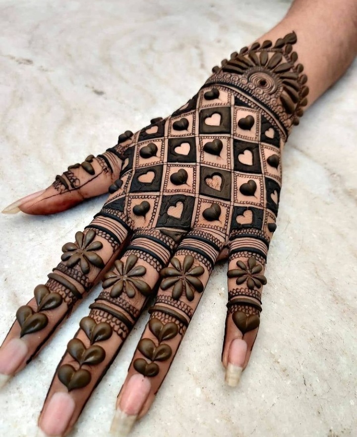 Hottest Festival Mehndi Designs For Girls - Sensod