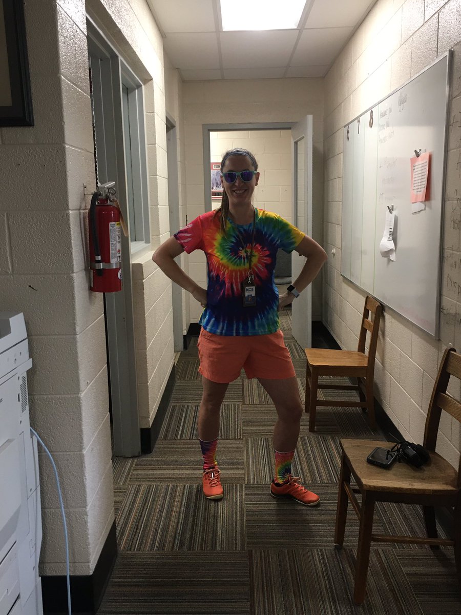 kcsHR22's tweet photo. Did someone say 6th grade field day?!?! @JMcDonaldKCS celebrating 6th graders today in style😎 #funmatters https://t.co/3lgb7Sb1if