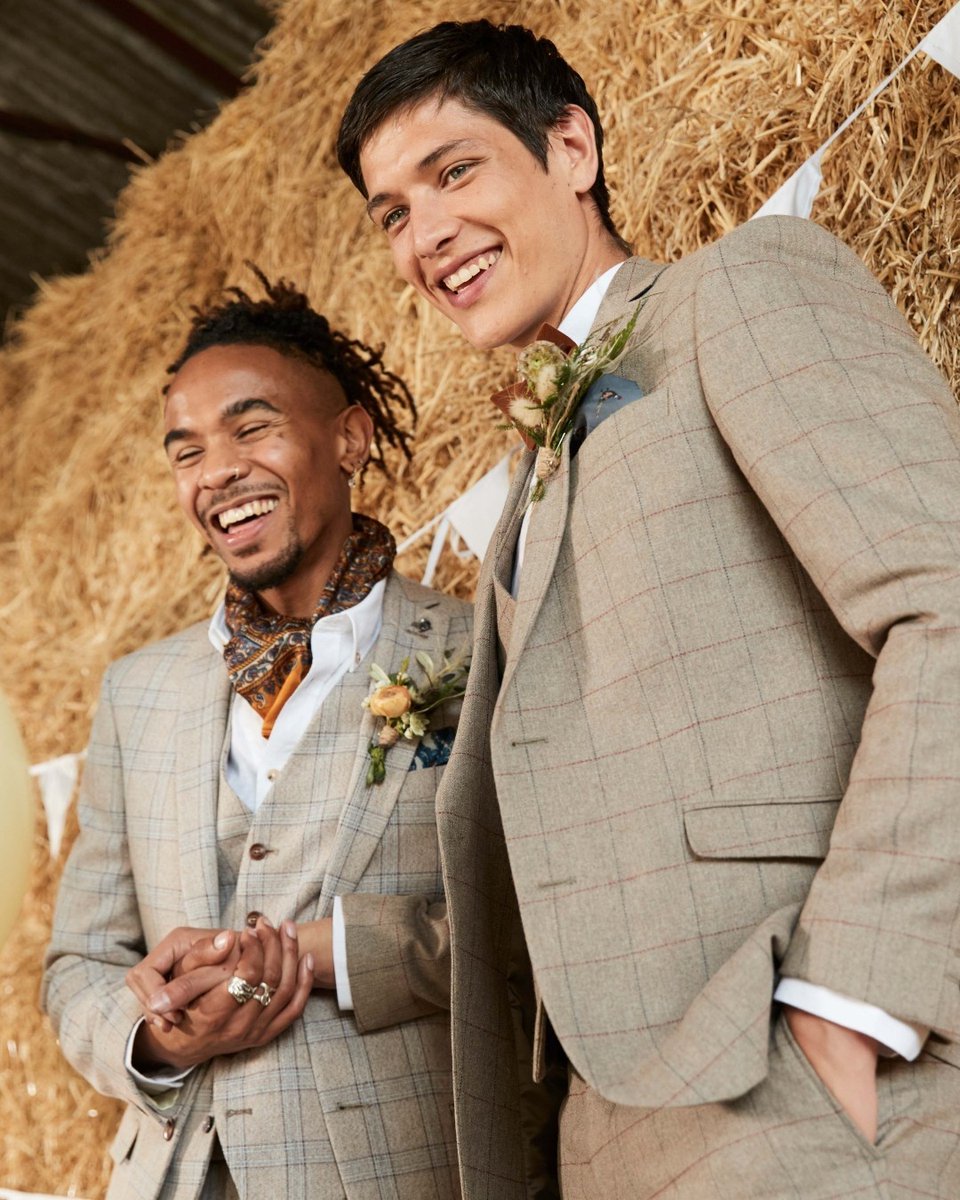 JadoreModelsUK's tweet photo. Wedding Goals 💒 CHLOE &amp; ISAAC for @suitdirectuk #SuitDirectWedding⁠ #FamilyBoard⁠

See more of Chloe and Isaac here: https://t.co/BT6JM9idgc

#SuitDirect #WeddingInspiration #Wedding #Tailoring #Groomtobe #Tweedsuits #RusticWedding https://t.co/IjCy2mmGb2