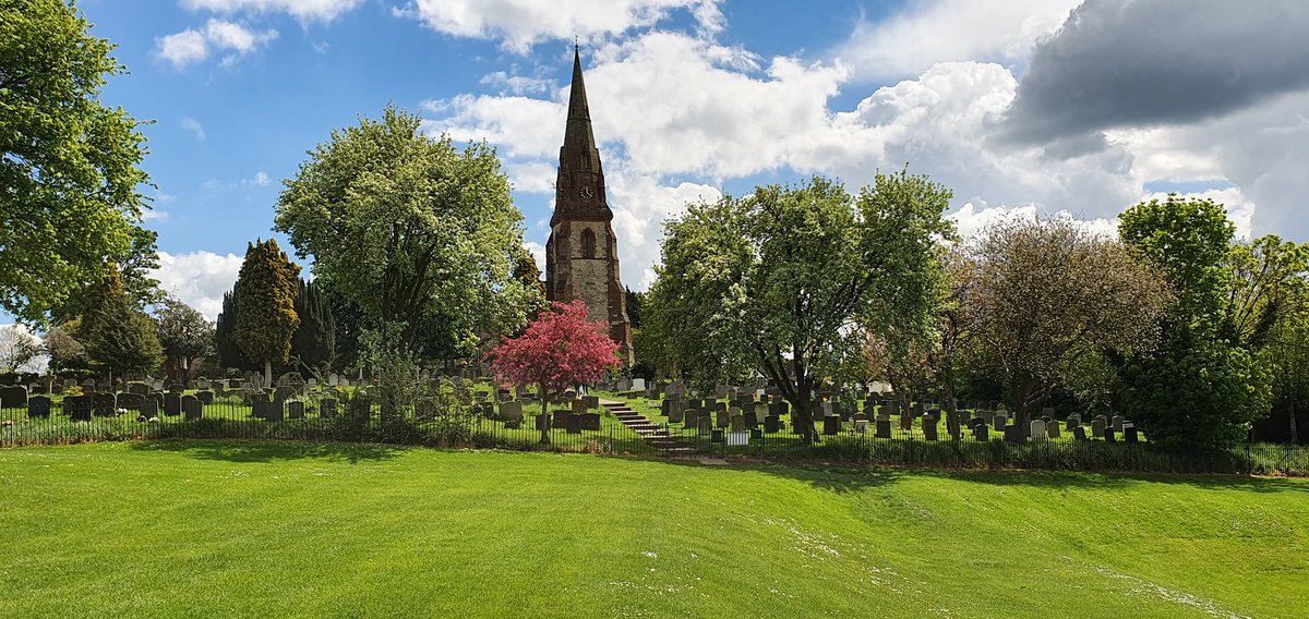 HortechM's tweet photo. The weather is dull today... so here is a nice sunny landscape taken by by of the team out in #Southam earlier this week whilst carrying out multisite maintenance visits for one of our clients. 

#groundsmaintenance #facilitiesmanagement #weedcontrol #Warwickshire https://t.co/Mz7AWXtEgK