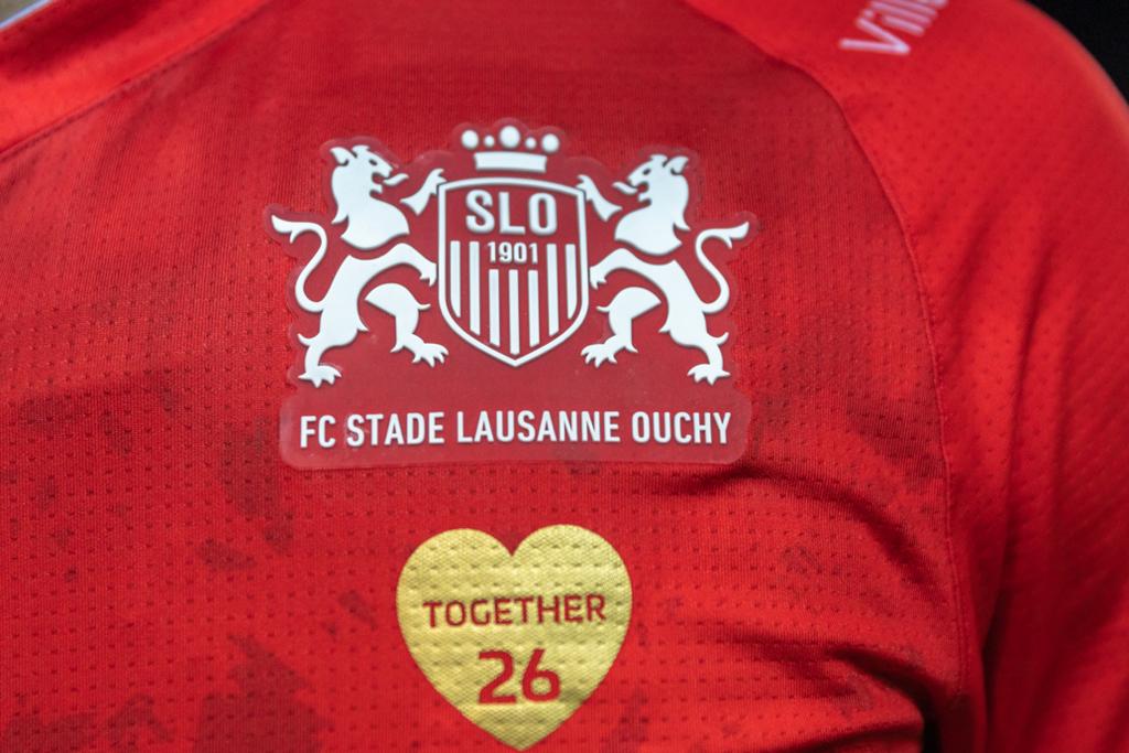 FC_SLO's tweet photo. Plus tôt dans la semaine, notre guerrier Michaël Perrier a été hospitalisé des suites d'un accident. C'est pourquoi l'équipe arborait un flocage spécial lors du match de hier soir face au @FCAARAU.
Cette victoire, elle est pour toi Micha ! ❤️🤍
#AllezMicha 🦁 #Together26 https://t.co/cKtudz7WUf