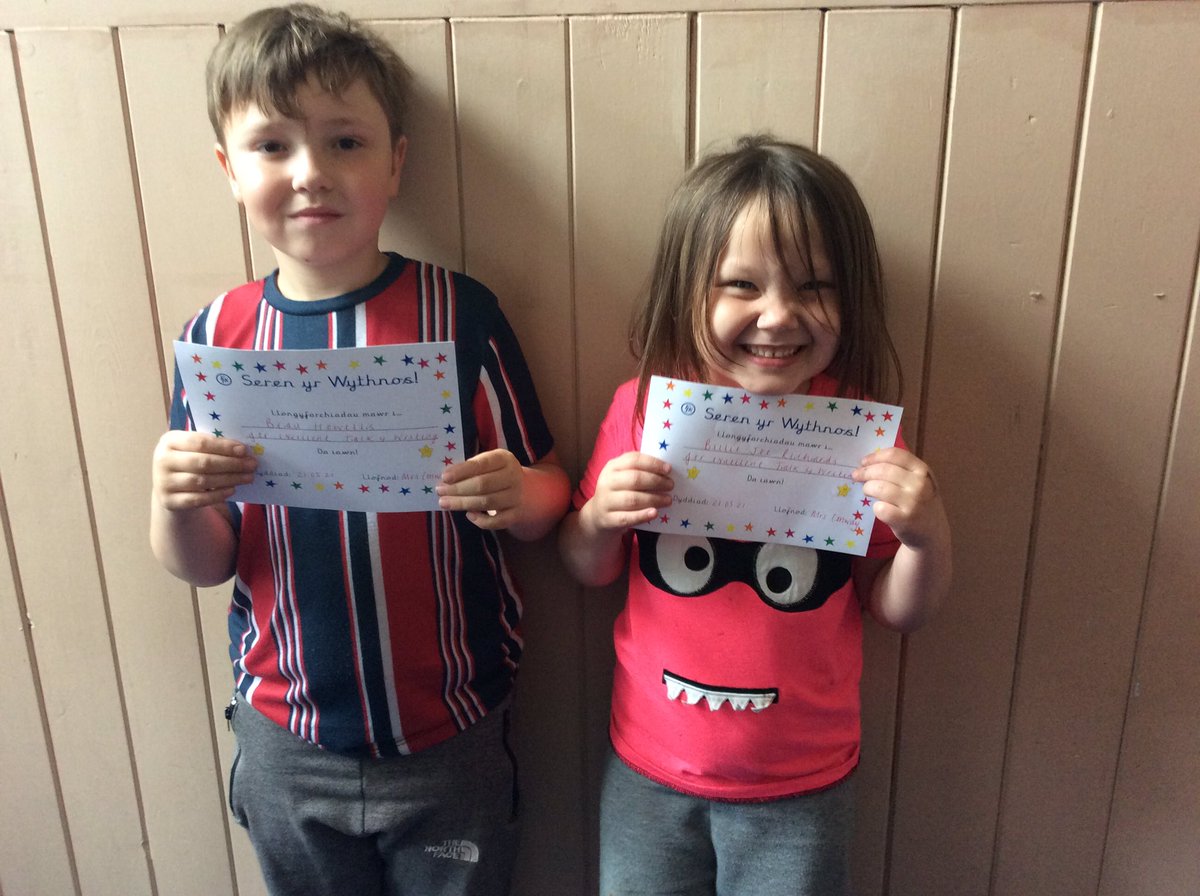 Dosbarth Cardiff City tweet media