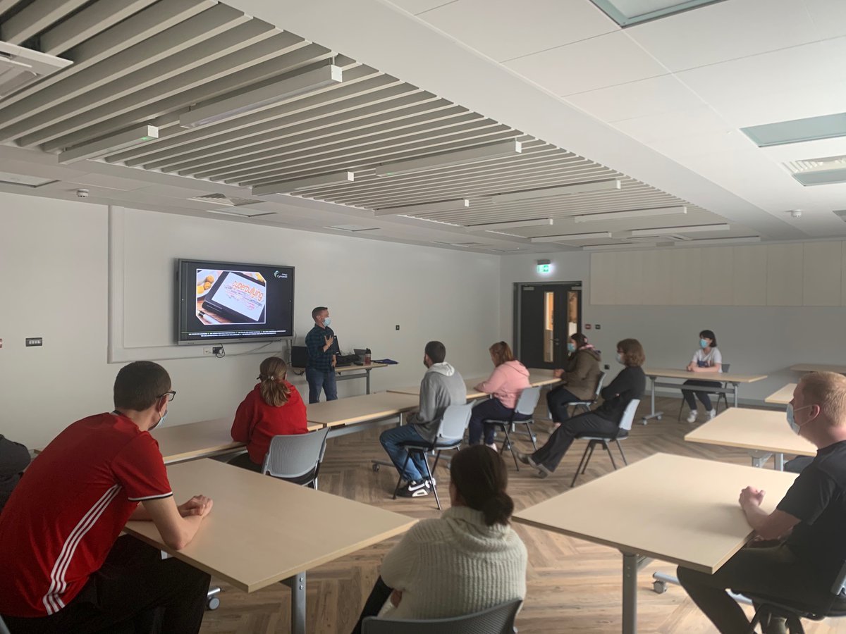 CymoeddILS's tweet photo. Another FANTASTIC session with Dan @CyCDigiWellbein today! Looking at cyber bullying! Full of interactive and engaging activities! https://t.co/hqyWBdVCTa