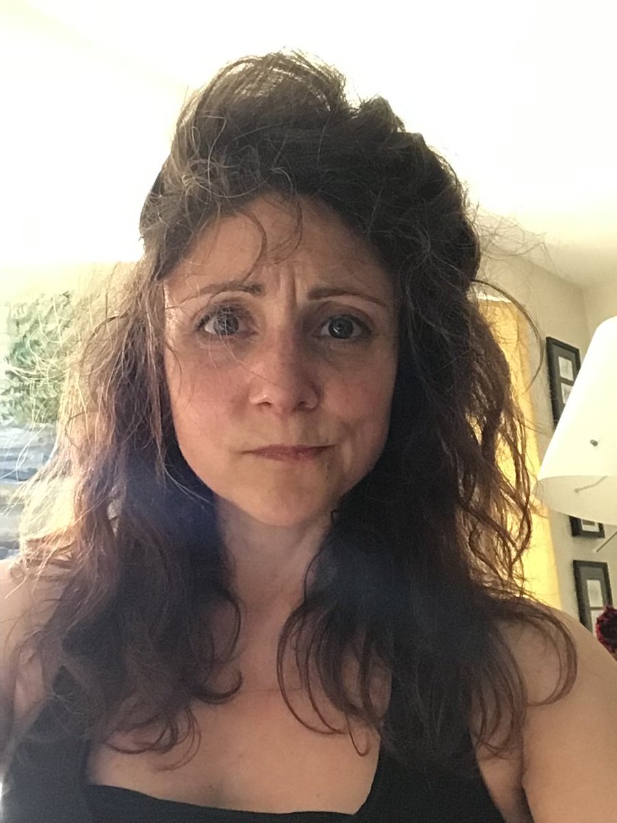 vividlilyart's tweet photo. Workout hair. #manetenance 🦁🤪 https://t.co/LD22JX3U7Q