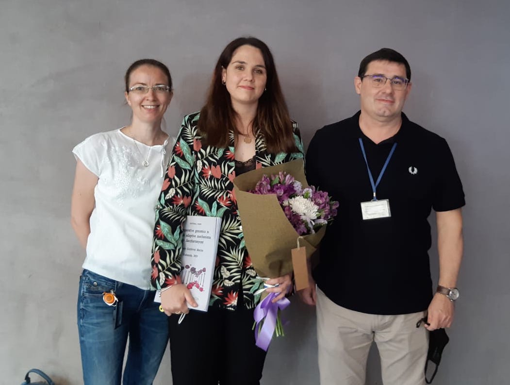 ToftChristina's tweet photo. Congratulations Dr. Laura (@Laugmacias)! Great defence and the perfect way to finish off your thesis. Thanks to the committee members Balázs Papp, Marina Marcet (@Marcet45) and Mireia Coscollá (@gen_uv ) for a great discussion! https://t.co/Vhu3pVYkd2