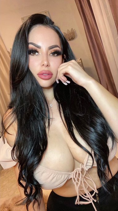 Watch Jenn Marie's leaked NSFW photo on TwXstars