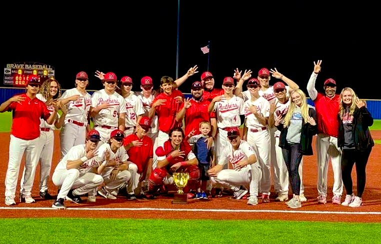 MaypearlBsBall's tweet photo. Thank you to the 2021 Maypearl Baseball team that poured their heart out everyday to bring pride to your family and this community. Huge thank you to our 8 seniors. You have left a legacy you should be proud of. #Respect90 

Finished as Regional Quarter finalist @ 19-7-2 https://t.co/wwAziE3tJ5