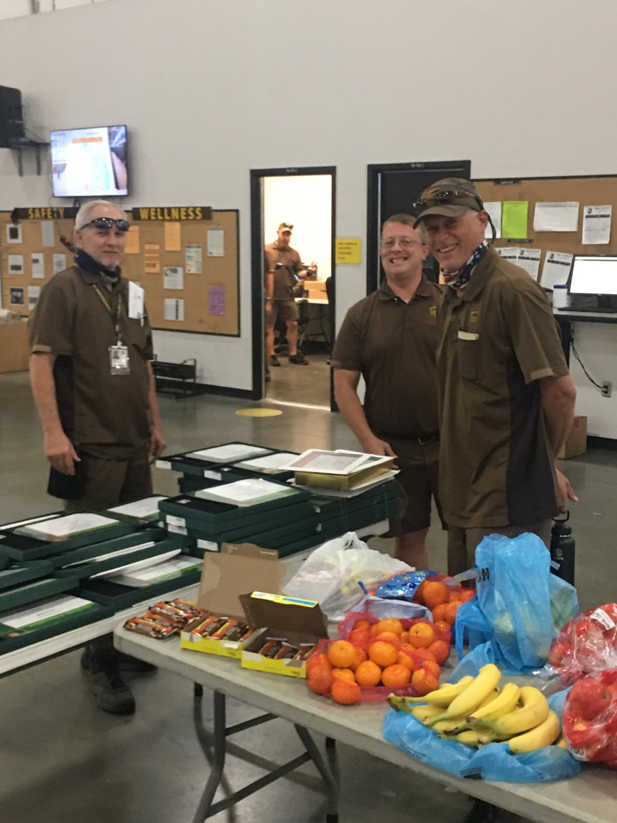 Sonny Savannah Driver recognition for safe driving!! Way to go team, keep up the good work. #safetyfirst #savannahsafety