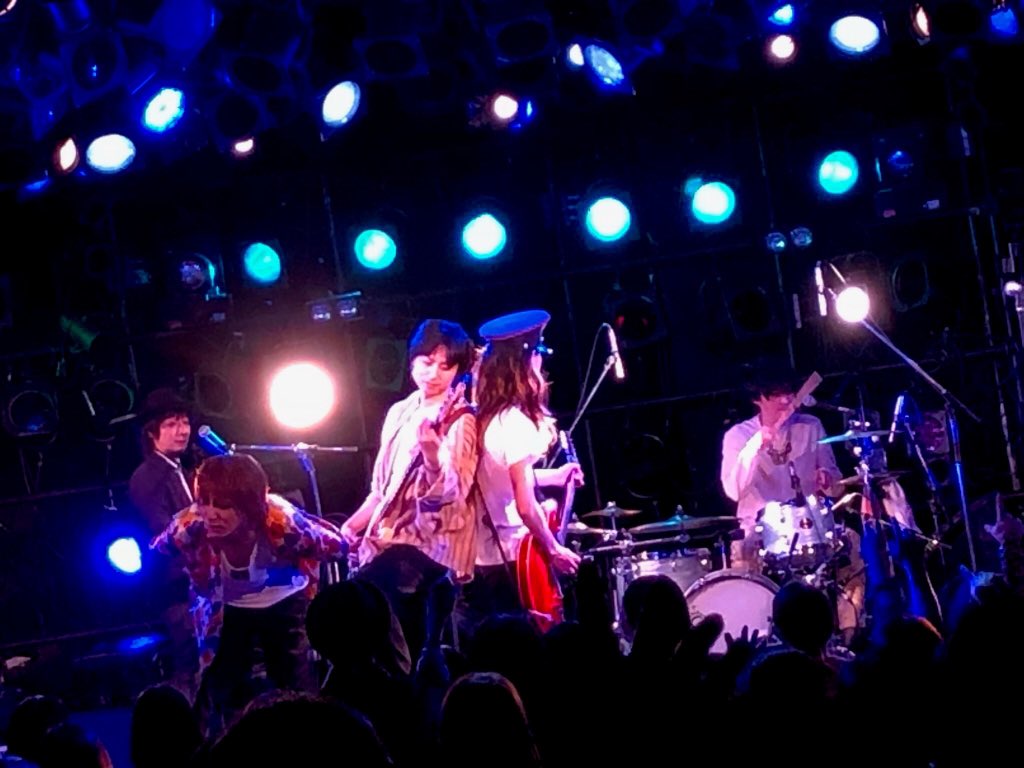 ザ ボヘミアンズ 4ヶ月ぶりのライブ 渋谷クアトロ マヤーンズ そこにいた人ありがとうございました 次は6 17新宿loftです 健康で 本 T Co Ioav1acuc6 Twitter