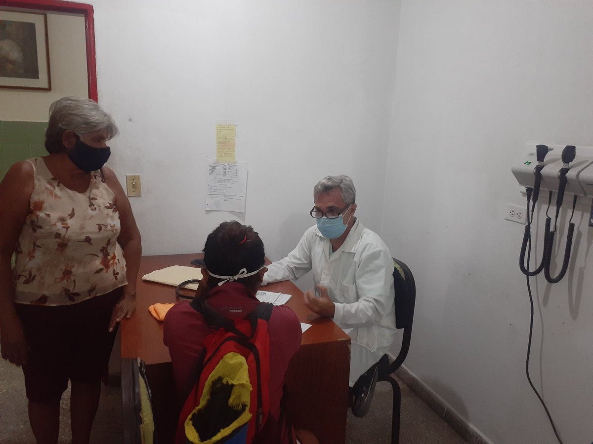 Edo Zulia CDI El Chivo Consulta medica por parte de nuestros medicos cubanos, la salud del pueblo es nuestra razon.
#BarrioAdentro18Años
#CubaCoopera 
#CubaPorLaVida 
@cubacooperaZul 
@Cubacoopera_Ve3