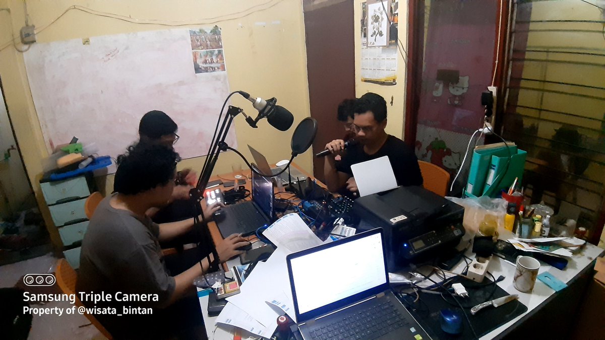 virtual_eventEO's tweet photo. Jasa Live Streaming Jakarta , Jasa wedding Virtual , Jasa wisuda Online
https://t.co/Juf6KPCnbt
#video #wedding #pernikahan #wisuda #follow #mutual #Friends #sound #mixer #podcast #tabletalk #eventplanner #jakarta #like #family #livemeeting #workshop #studiopodcast https://t.co/ZScMPZh8T1