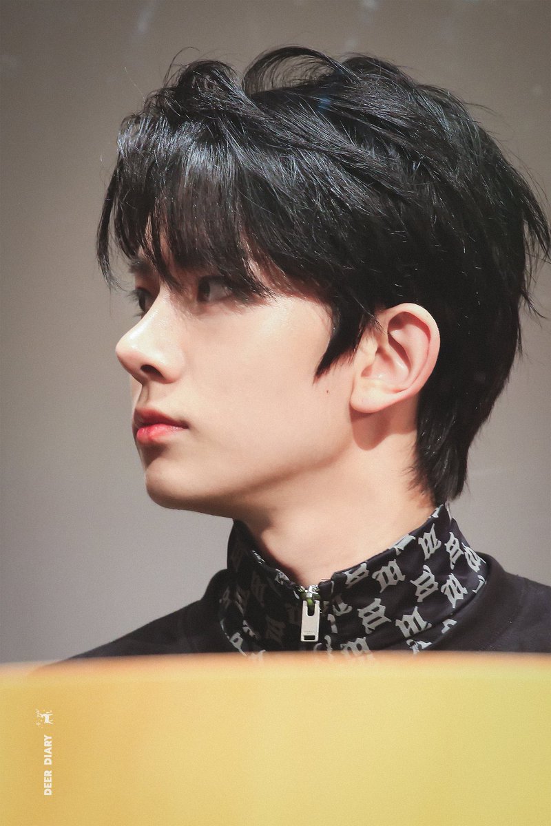 H. (@lheesevng) on Twitter photo 