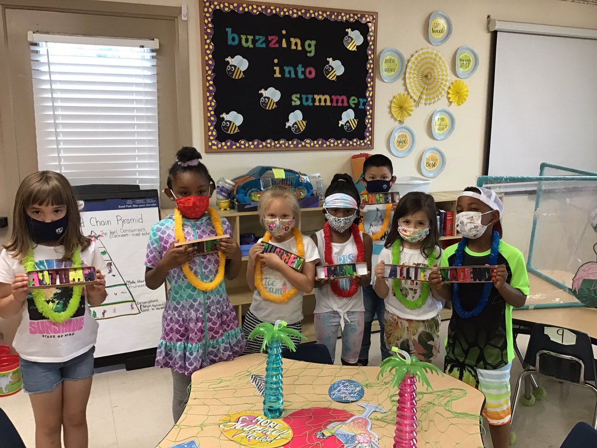 MHSArlington's tweet photo. Merryhill kindergarten is celebration the last day of school with vacation/swim attire.  We are playing several games in the classroom.  Wishing everyone a great summer.
#merryhillproud
#merryhillkinderfun https://t.co/QS340FTFGq