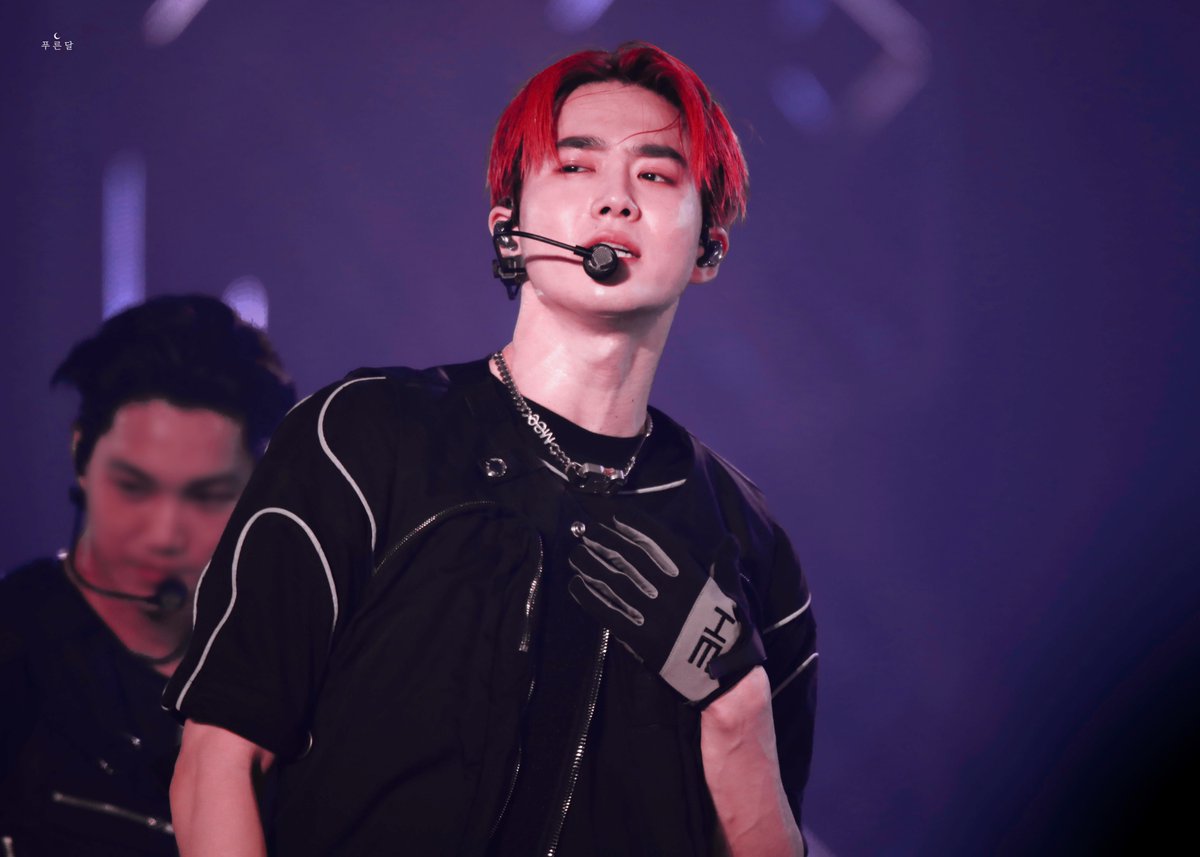 💙준면날 준면시💙
섹시한 준면이도 빠질 수 없지🥰💙
다들 행복한 준면날 마무리 잘 하시고 다시 만나는 그날까지 준면이도 토백이들도 건강하기💪🐰 내년에 꼭 다들 함께, 하자 약속!🤙💙
#2021HAPPYSUHODAY
#준면아생일축하해_내년에는함께하자
#AllForJunmyeon
#SUHO #수호 #준면