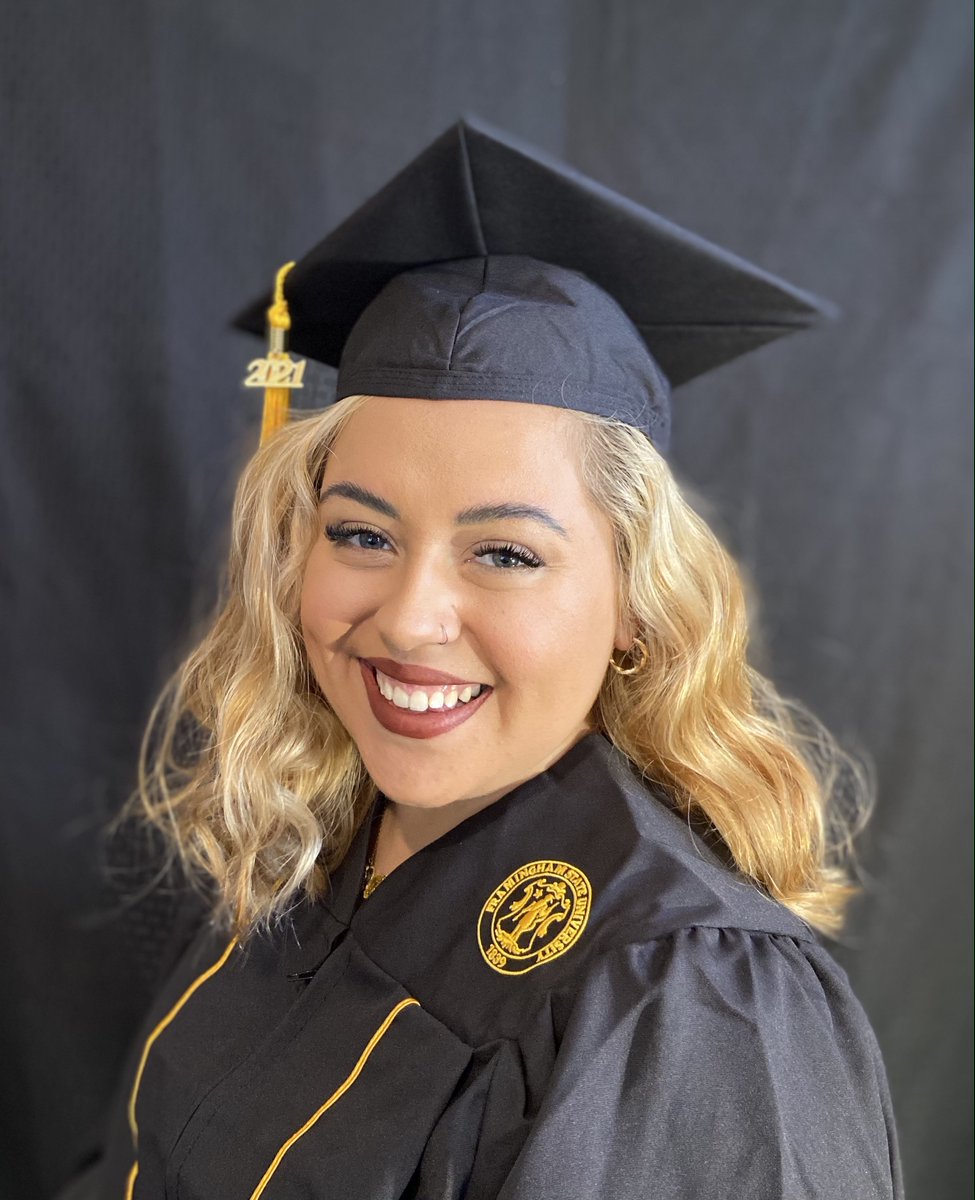 FraminghamU's tweet photo. Did you know senior Emily Pacheco helped to found Framingham State’s first American Sign Language (ASL) Club on campus? She's also today's #FramStateGrad21 Senior Spotlight! Read more: https://t.co/2CZo4bYN4a https://t.co/tLCYxrz3uo