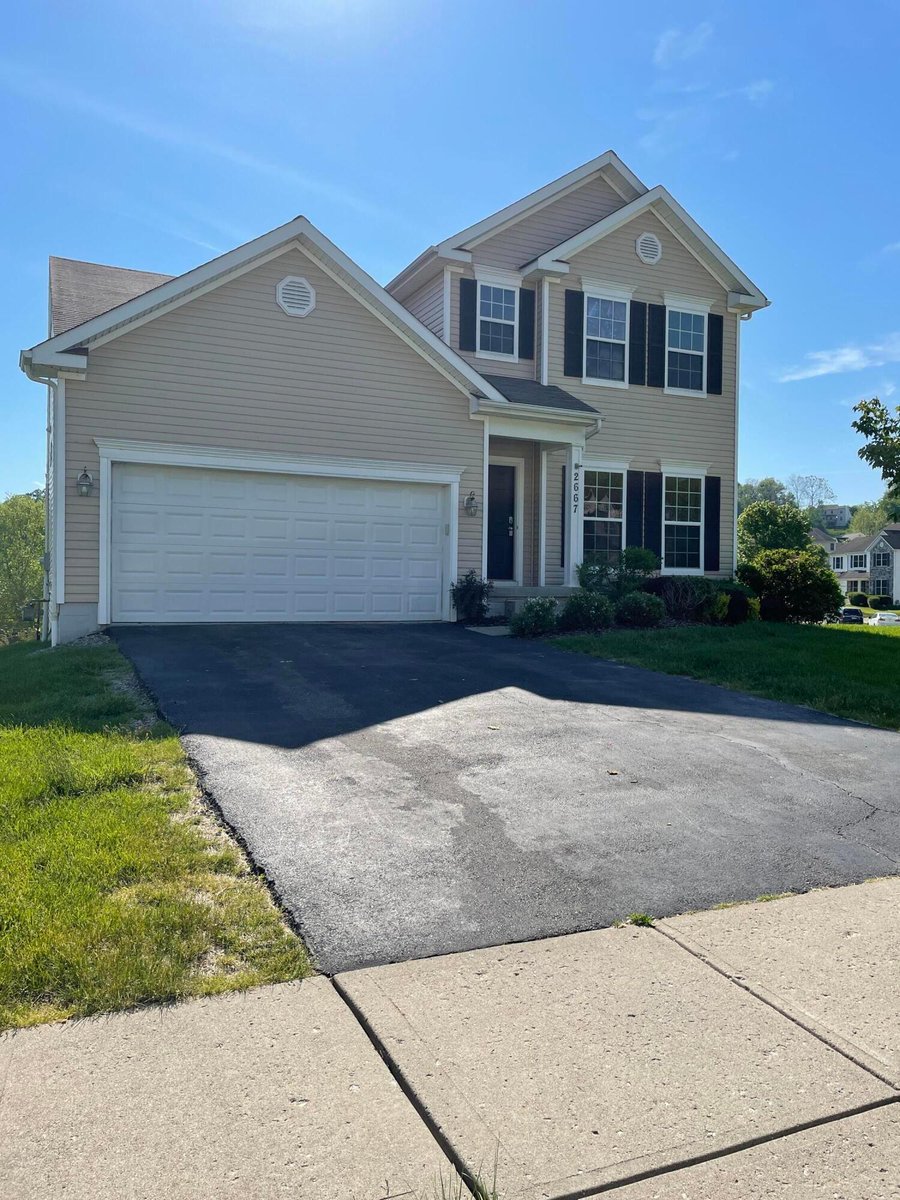 cbusagents's tweet photo. Just Listed in #Newark #OH. 2667 Upland View Court! Please retweet!  https://t.co/CyFRGClLNC https://t.co/pRFt6NdFxJ