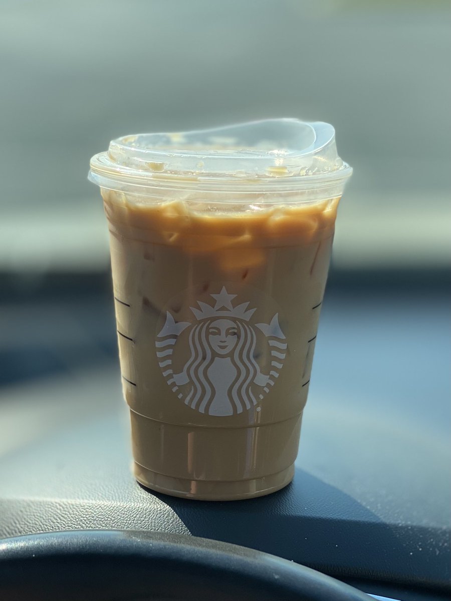 LongneckPickle's tweet image. Started the day with a little Portfolio Support... $SBUX 
#portfoliosupport 
@Starbucks